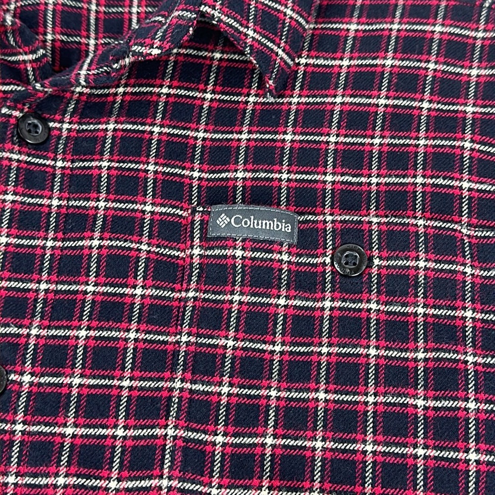 Columbia Mens Flannel Shirt. Red, Black & White. Size XL. Like New. - Picture 2 of 11